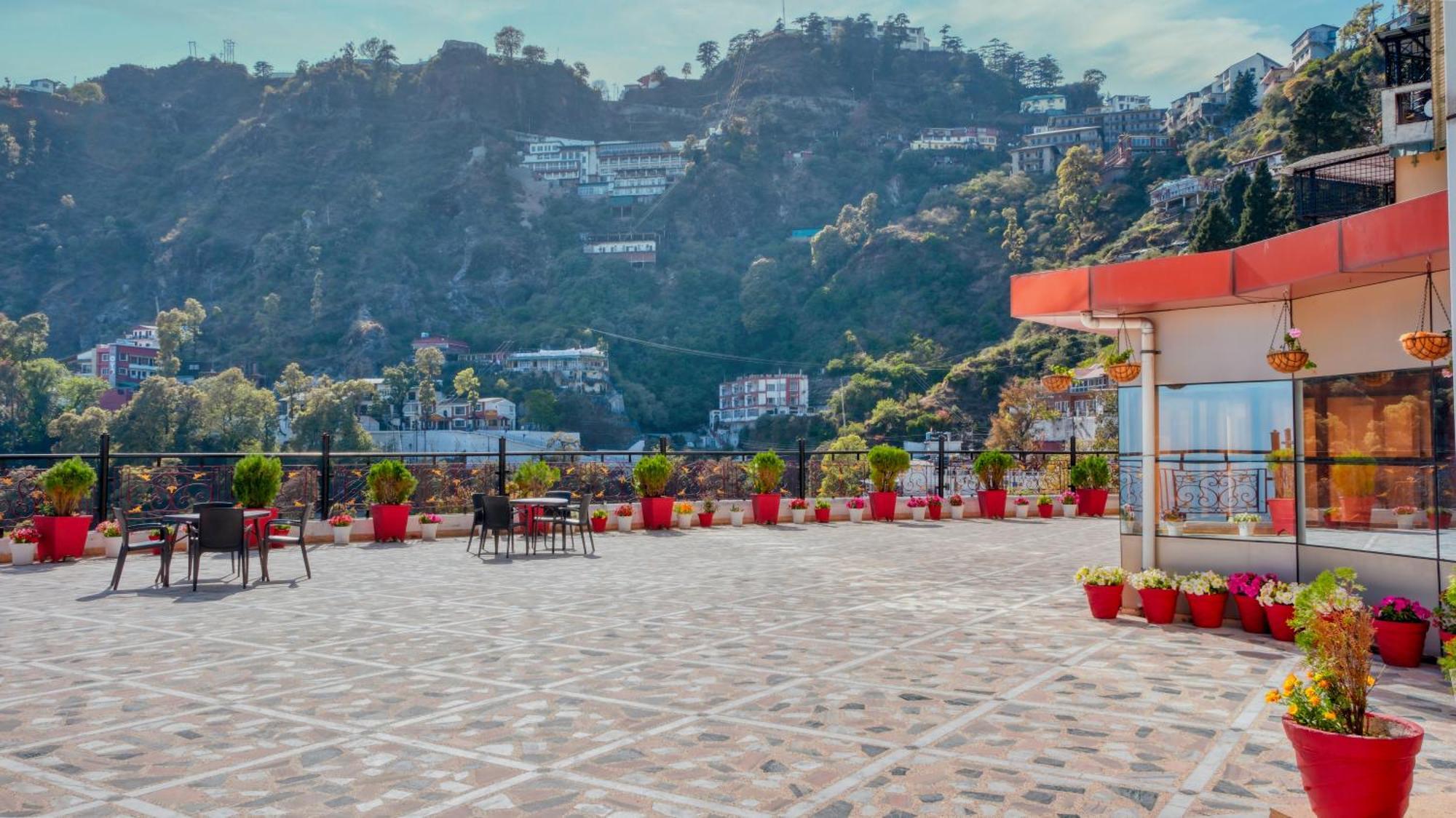 Basera Hotel Mussoorie Exterior foto